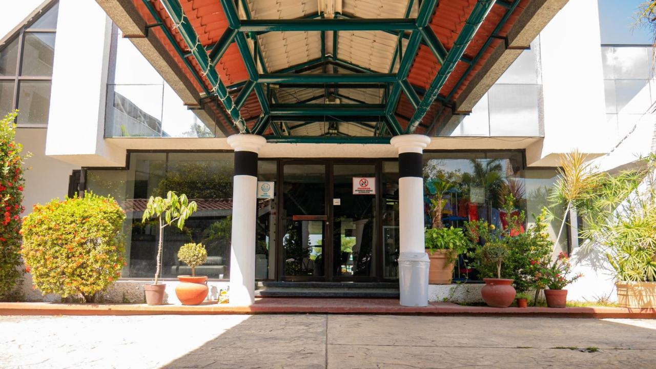 Suchiate Hotel Plaza Mazari מראה חיצוני תמונה