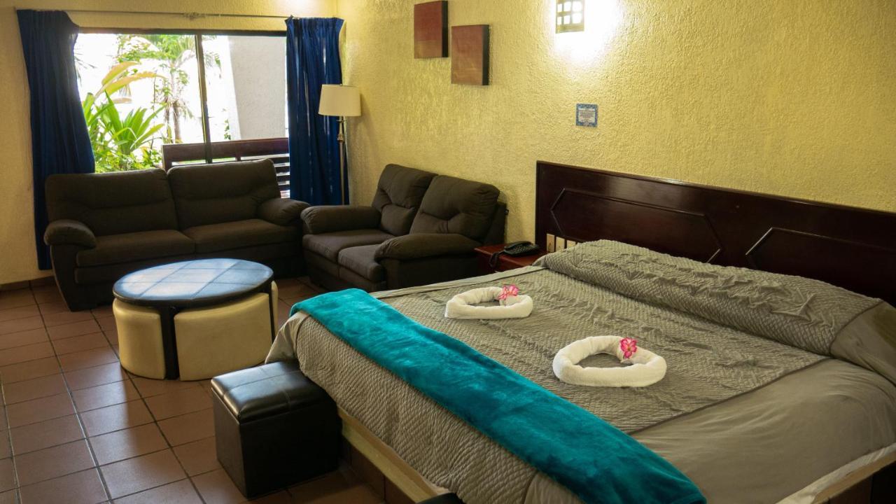 Suchiate Hotel Plaza Mazari מראה חיצוני תמונה